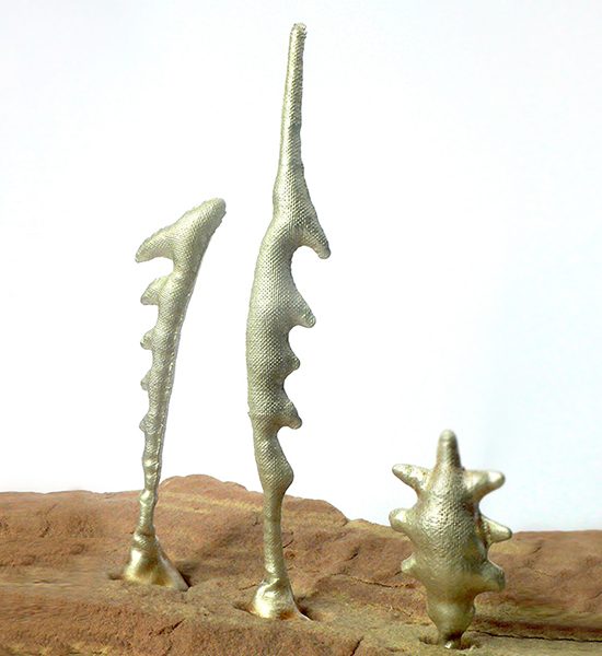 Skulptur PALAU in 935 Silber auf Sandstein designed by Regina Schütz